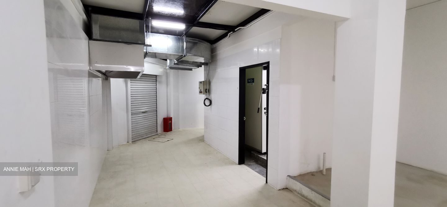 Lorong 13 Geylang (D14), Shop House #437099691
